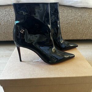 Brand New! Christian Louboutin Sporty Kate Booty. SZ 37.5